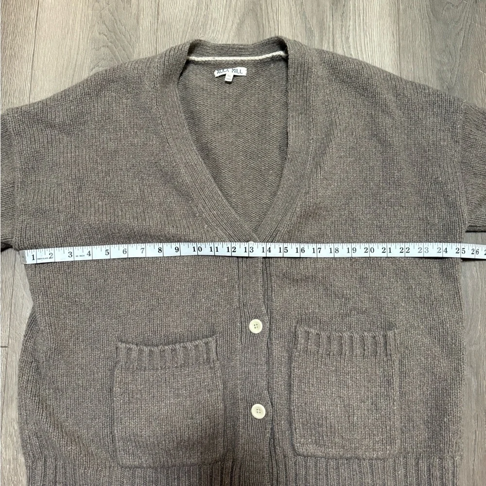 Alex Mill Emma Cardigan XL Lambswool Blend V-Neck Taupe Cozy Classic - Picture 6 of 8